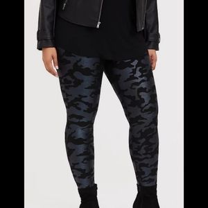 Torrid Camo Iridescent Premium Leggings